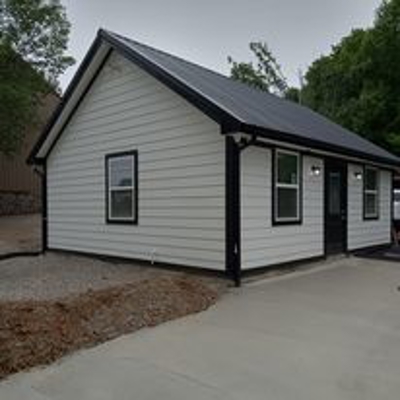 Home Exterior Photo