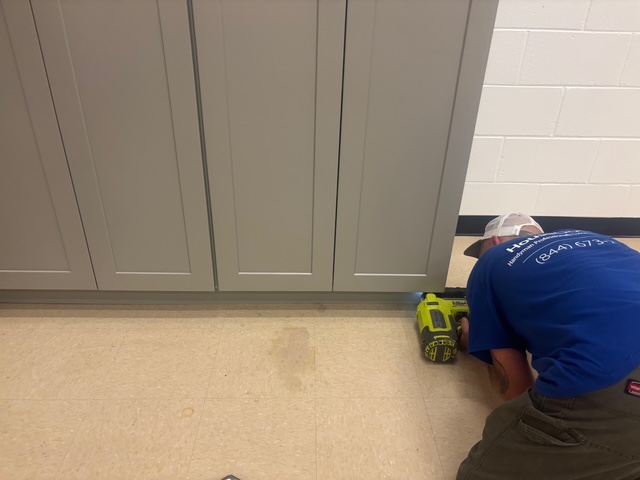 man installed cabinets